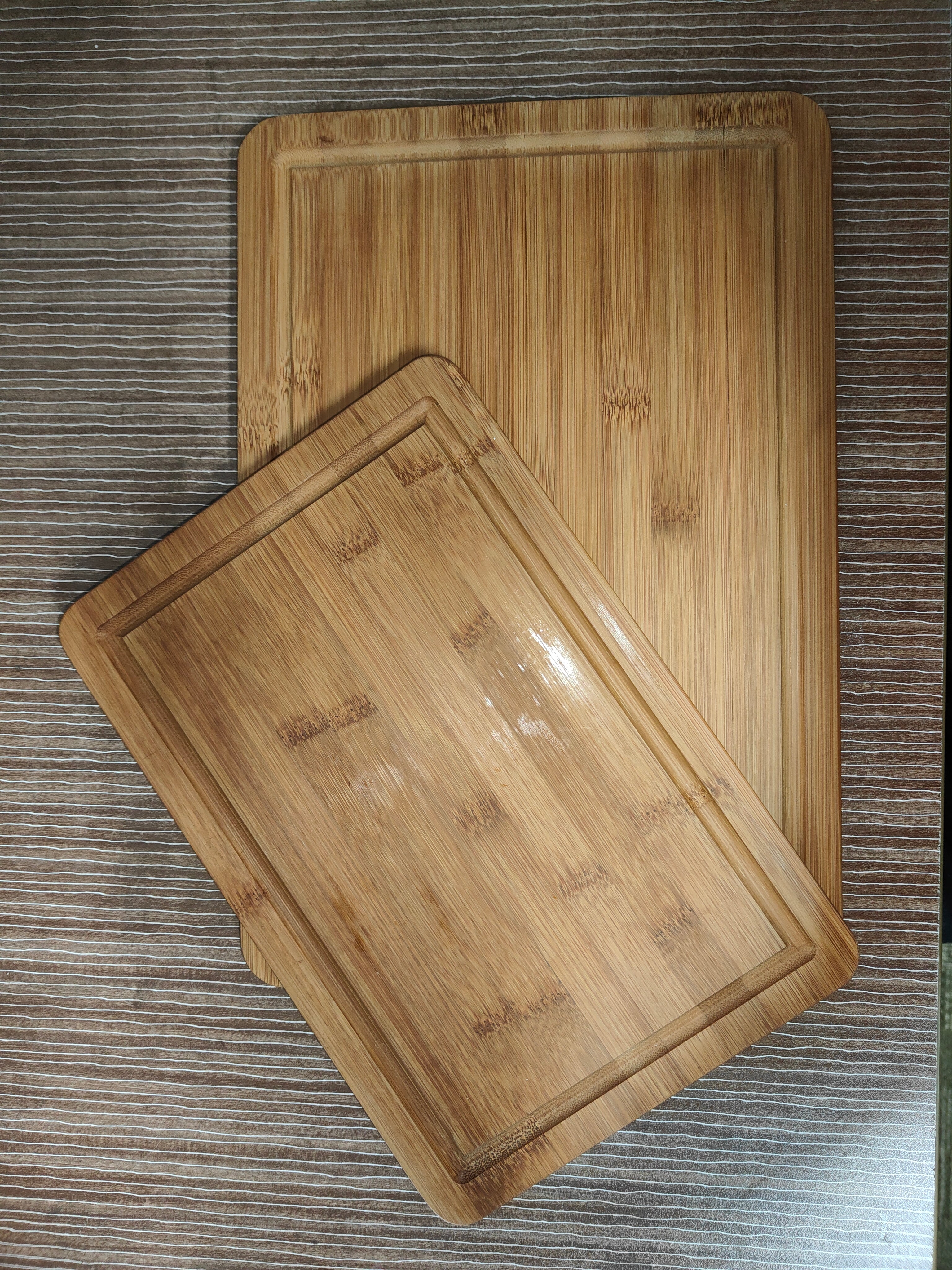 2-Piece Bamboo Cutting Board Set