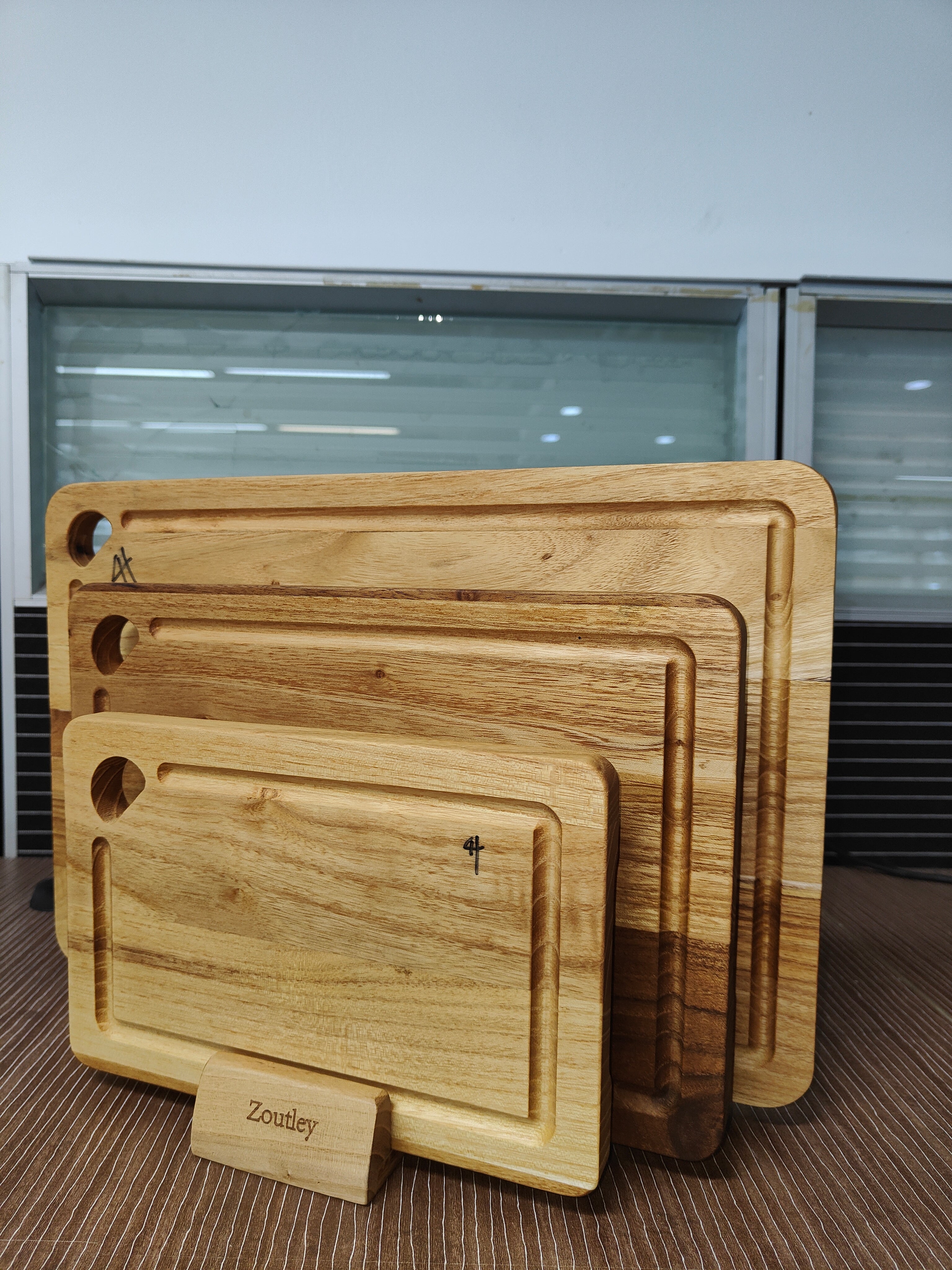 Acacia Wood Cutting Board Set